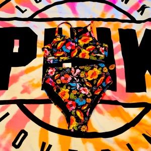 High waisted paisley Bikini NWT